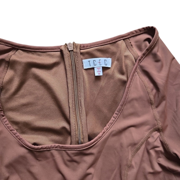 Women's Long Sleeve Active Romper Shorts - TCEC ~ Size Medium - Picture 3 of 6